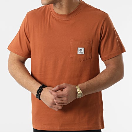 Element - Camiseta marrón con bolsillo de etiqueta