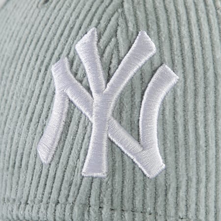 New Era - Casquette Femme 9Forty Fashion Corduroy New York Yankees Turquoise Clair