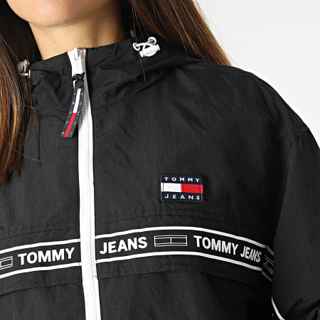 Tommy Jeans - Cortavientos con capucha para mujer Tape 3015 Black