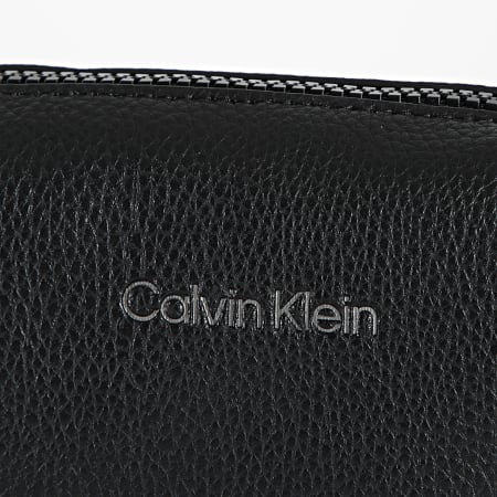 Calvin Klein - Sacoche Must Reporter 8695 Noir