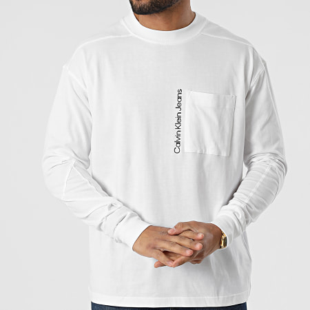 Calvin Klein - Tee Shirt Manches Longues Poche Seasonal Insitutional 0206 Blanc