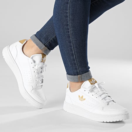 adidas - Baskets Femme NY 90 GY1175 Footwear White Golden Beige