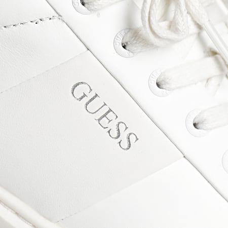 Guess - Baskets FM5VICLEA12 White