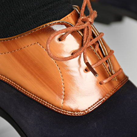 Classic Series - Zapatos U558 Cognac