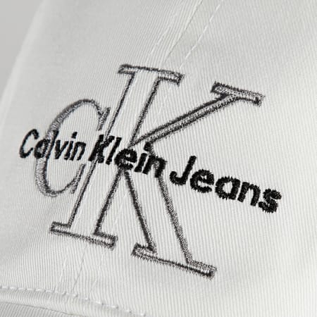 Calvin Klein - Casquette Femme Two Tone Blanc