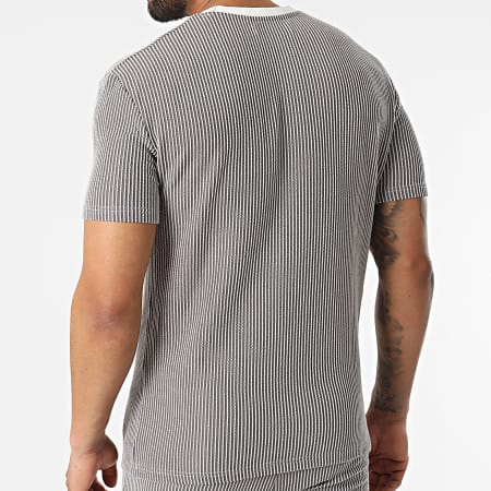 Frilivin - Camiseta gris Conjunto corto