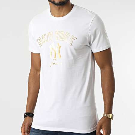 New Era - Camiseta Metallic Graphic Print New York Yankees Blanco Oro