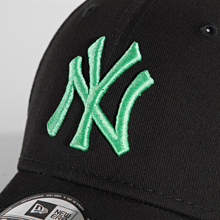 New Era - Lega Essenziale 9Forty Cappello New York Yankees Nero