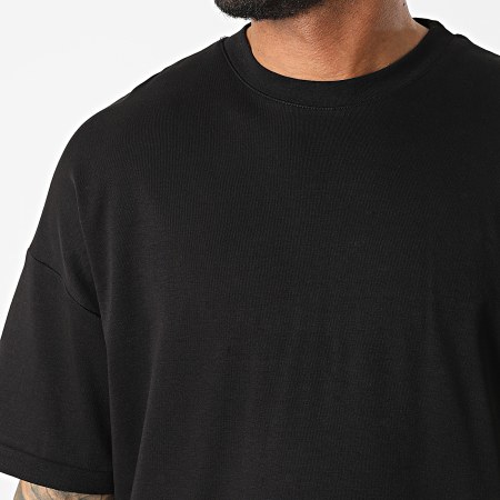 Ikao - LL607 Conjunto de camiseta negra y pantalón corto de jogging