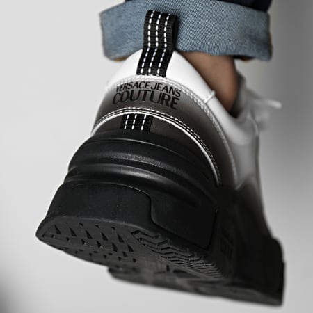 Versace Jeans Couture - Fondo Stargaze 72YA3SF6 Bianco Nero Gradiente Sneakers