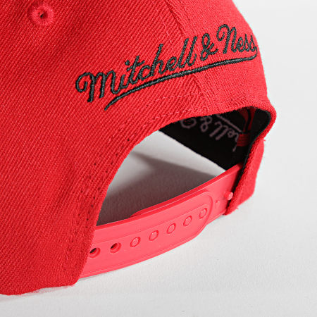 Mitchell And Ness - Casquette Snapback Team 2 Tone 2 Stretch Chicago Bulls Rouge