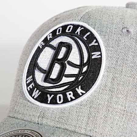 Mitchell and Ness - Casquette Team Heather 2 Stretch Brooklyn Nets Gris Chiné