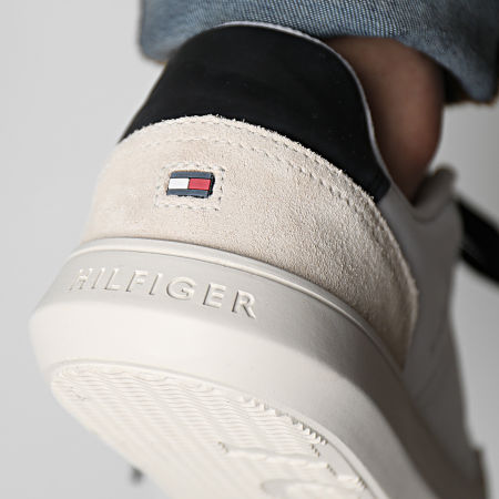 Tommy Hilfiger - Sneakers Essential Premium Cupsole Leather 4111 Classic Beige