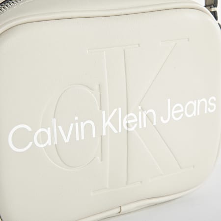 Calvin Klein - Sac A Main Femme Sculpted Camera Bag 9311 Beige