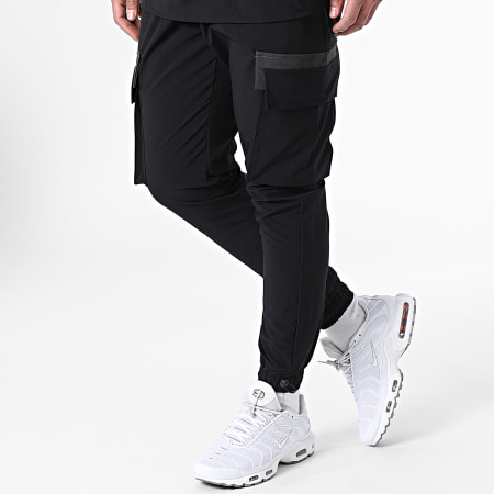 Ikao - LL606 Conjunto de camiseta y pantalón de chándal negros con capucha y bolsillos