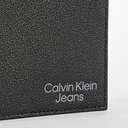 Calvin Klein - Portafoglio Micro Pebble 8905 Nero