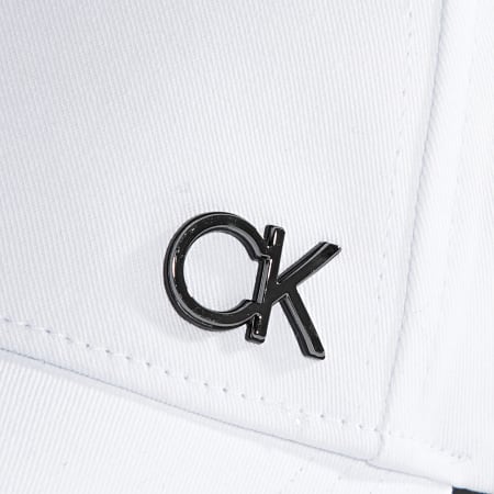 Calvin Klein - Casquette CK Outlined BB Cap 8252 Blanc