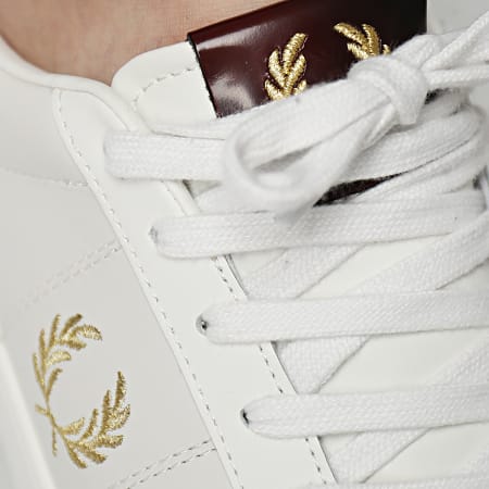 Fred Perry - Baskets Spencer Leather B2326 Porcelain