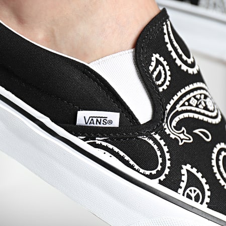 Vans - Sneakers Classic Slip-On A5JMHB0E Peace Paisley Nero Vero Bianco