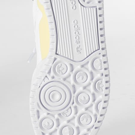 Basket adidas disney 2025 femme
