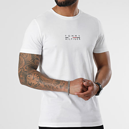 Tommy Hilfiger - Tee Shirt Square Logo 4547 Blanc