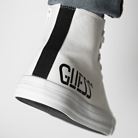 Guess - Sneakers FM6EHSFAB12 Bianco