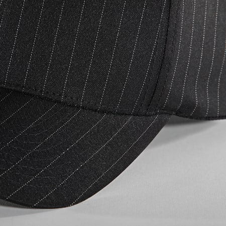Classic Series - Casquette Fitted 6195P Noir