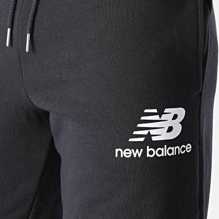 New Balance - Pantalón Jogging Esencial MP03558 Negro