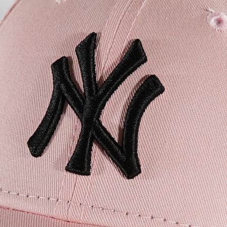 New Era - Casquette 9Forty League Essential New York Yankees Rose