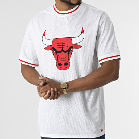 New Era - Tee Shirt Oversize NBA Mesh Team Logo Chicago Bulls 13083909 Blanc