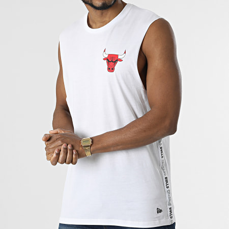 New Era - Camiseta sin mangas con logo en el pecho izquierdo de la NBA Chicago Bulls 13083913 Blanco