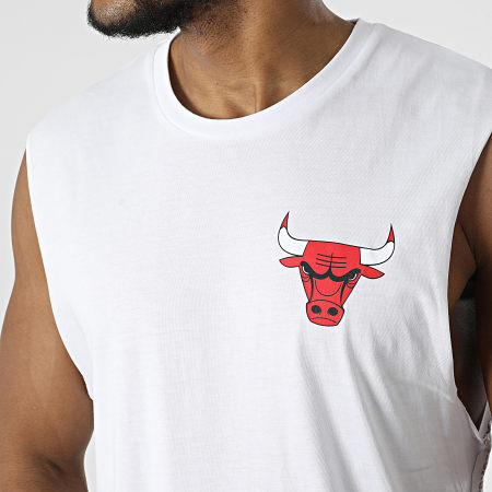 New Era - Logo a sinistra sul petto Chicago Bulls NBA Maglietta senza maniche 13083913 Bianco