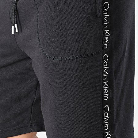 Calvin Klein - Short Jogging A Bandes GMS2S806 Noir
