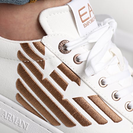 EA7 Emporio Armani - X8X001-XK255 Sneakers in bronzo bianco