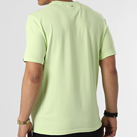 Tommy Hilfiger - Tee Shirt Essentials Big Logo 2735 Vert Anis