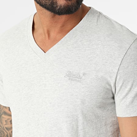 Superdry - Camiseta con cuello en V bordado con logotipo vintage M1011170A Gris claro jaspeado