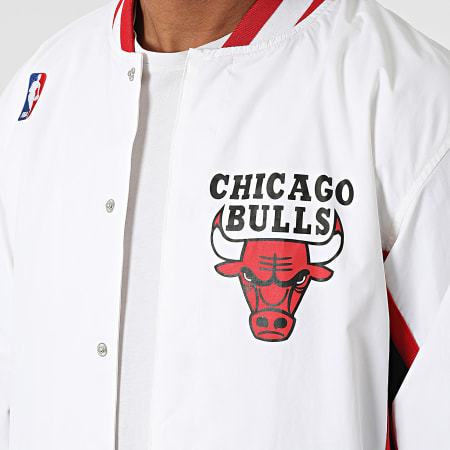 Mitchell and Ness - Giacca Chicago Bulls AWJKG18053 Bianco Rosso