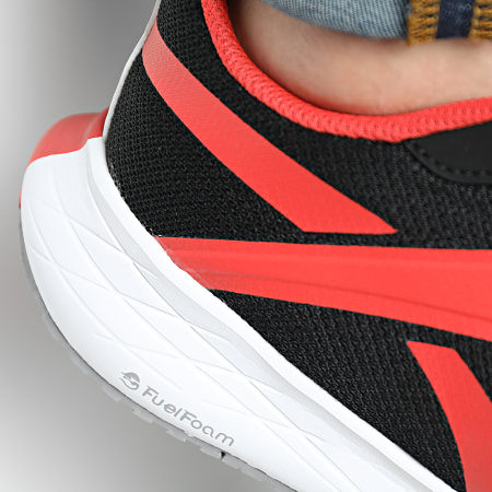 Reebok - Baskets Energen Plus GY5187 Core Black Dynamic Red Footwear White