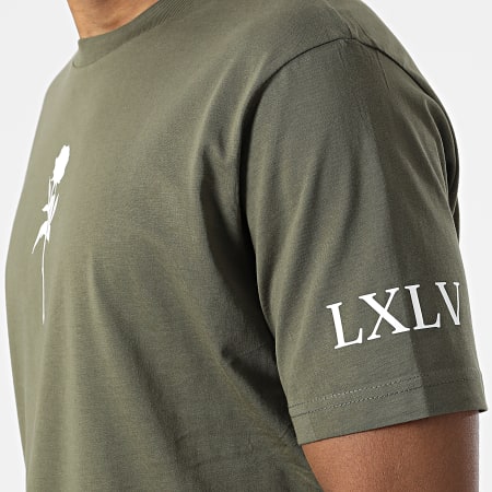 Luxury Lovers - Camiseta Oversize Large Roses Verde Caqui Blanco