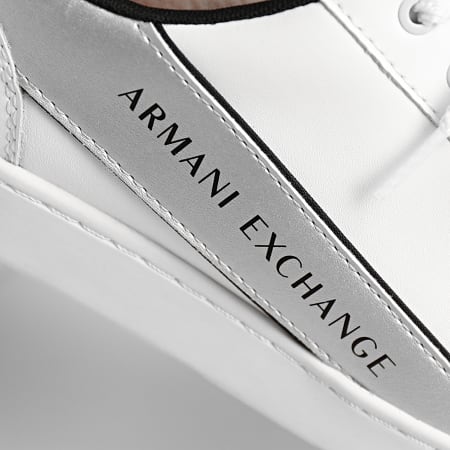 Armani Exchange - Baskets XUX082 XV262 Optical White Silver Black