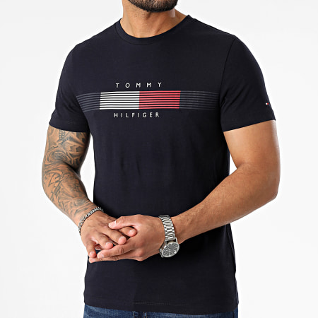 Tommy Hilfiger - Tee Shirt Chest Corp Stripe Graphic 5612 Noir
