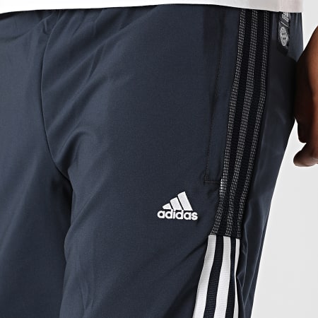 Adidas Sportswear - Pantalon Jogging A Bandes FC Bayern Q2 HG1131 Bleu Marine