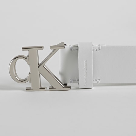 Calvin Klein - Ceinture Round Mono Plaque 9532 Blanc