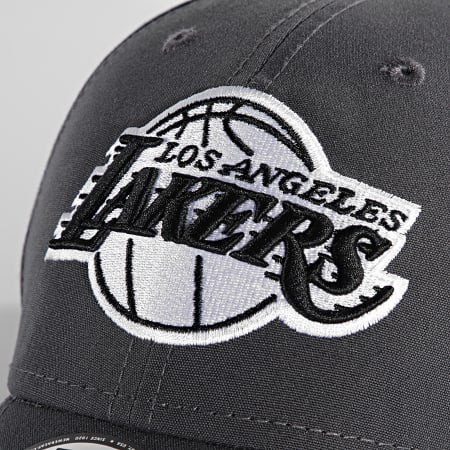 New Era - Los Angeles Lakers 9Forty Repreve Cappello Monocromo Grigio