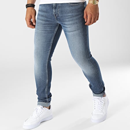 Jeans GUESS Uomo, Modello Slim/Skinny M2YA27 D4Q42, Vestibilità Aderente, Denim Classico