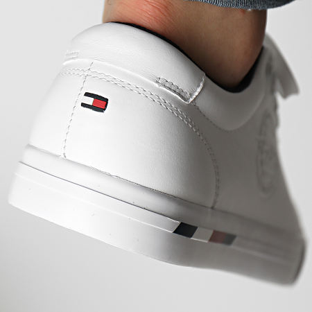 Tommy Hilfiger - Logo aziendale in pelle Vulcan 4076 Sneakers bianche