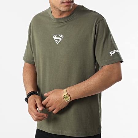 DC Comics - Tee Shirt Oversize Large Chest Logo Vert Kaki Blanc