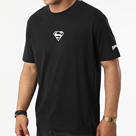DC Comics - Camiseta Oversize Logo Pecho Grande Negro Blanco