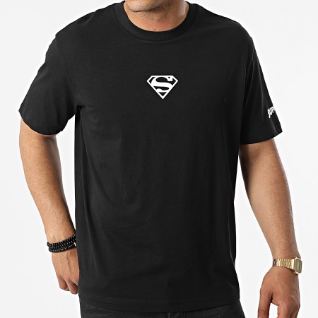 DC Comics - Tee Shirt Oversize Large Chest Logo Noir Blanc