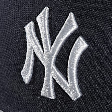 New Era - Casquette Fitted 59Fifty Side Patch New York Yankees Bleu Marine Gris
